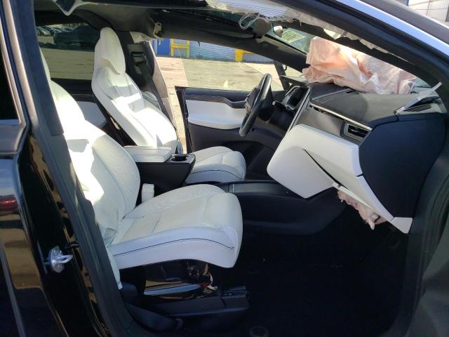 Photo 4 VIN: 5YJXCBE25GF015939 - TESLA MODEL X 