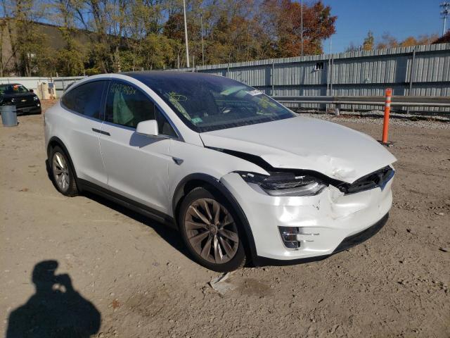 Photo 0 VIN: 5YJXCBE25GF028299 - TESLA MODEL X 