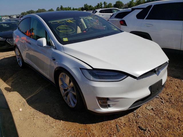 Photo 0 VIN: 5YJXCBE25HF048893 - TESLA MODEL X 