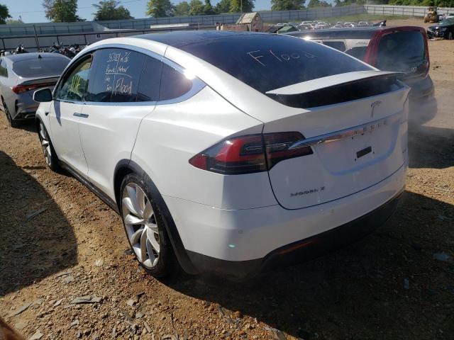 Photo 2 VIN: 5YJXCBE25HF048893 - TESLA MODEL X 