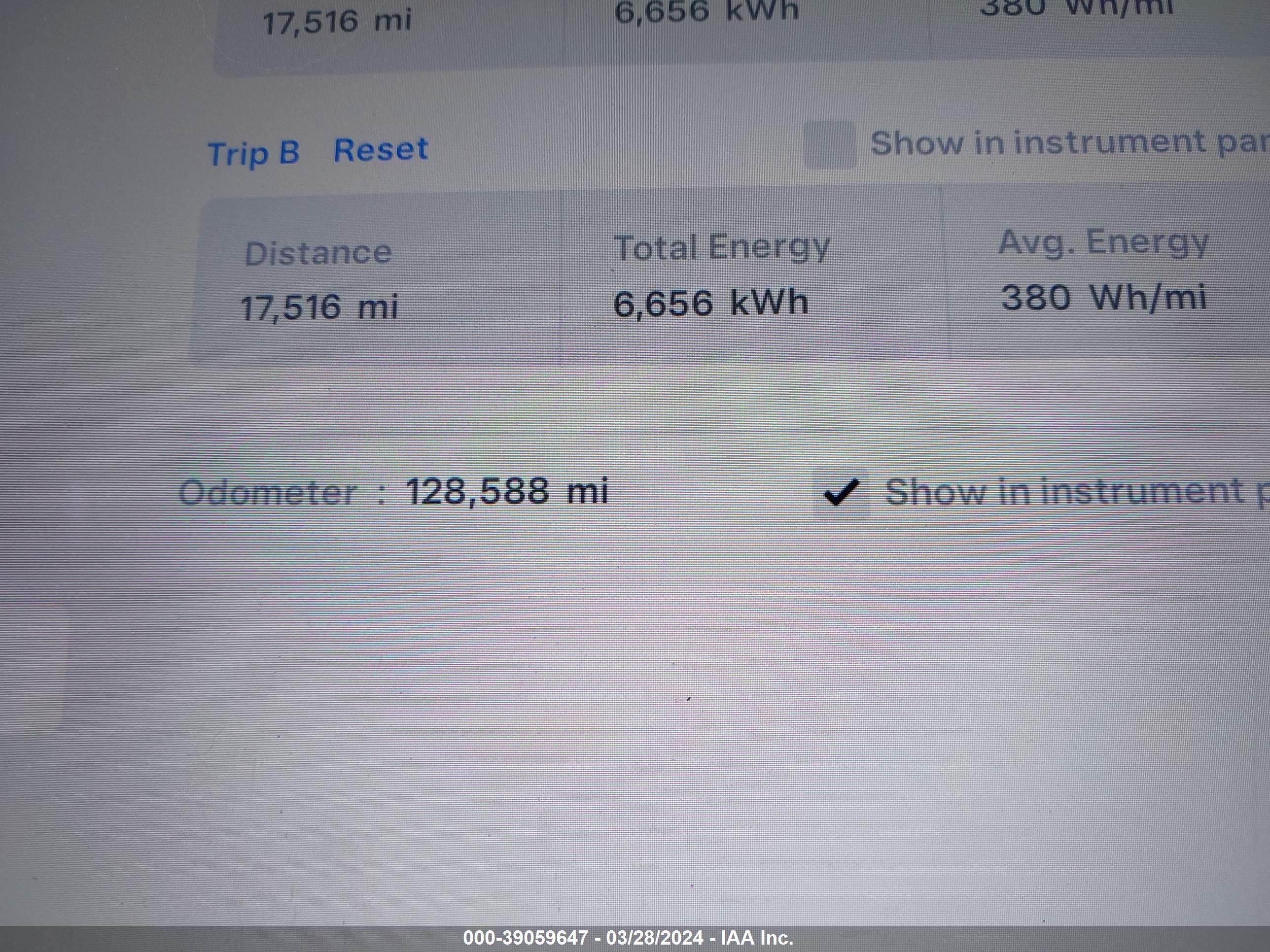 Photo 15 VIN: 5YJXCBE25HF050000 - TESLA MODEL X 