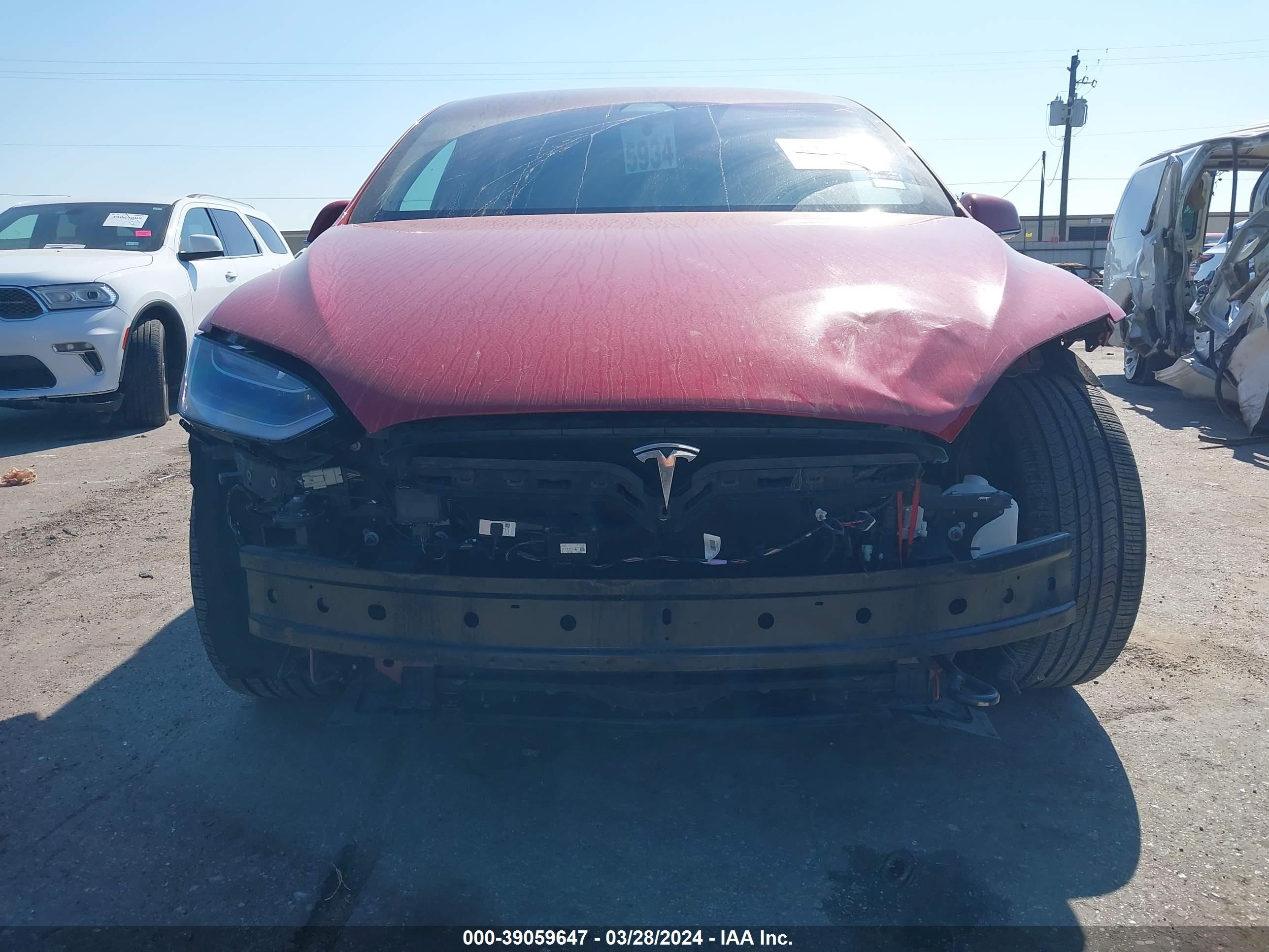 Photo 5 VIN: 5YJXCBE25HF050000 - TESLA MODEL X 