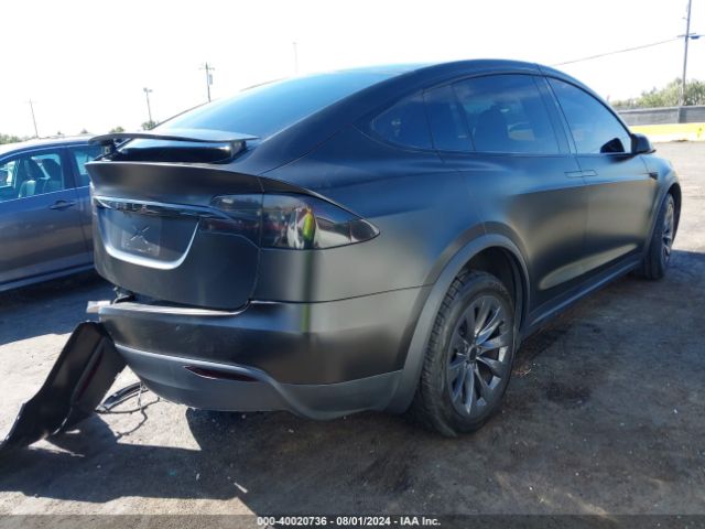 Photo 3 VIN: 5YJXCBE25HF050711 - TESLA MODEL X 