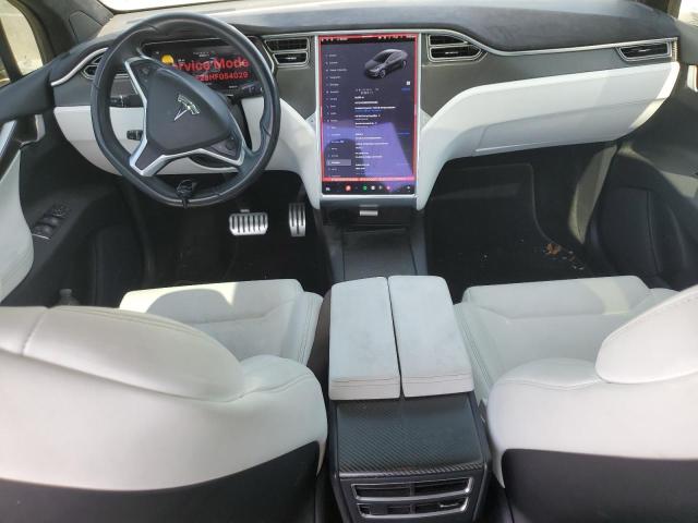 Photo 7 VIN: 5YJXCBE25HF054029 - TESLA MODEL X 