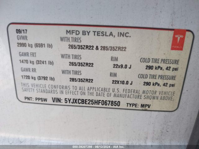 Photo 8 VIN: 5YJXCBE25HF067850 - TESLA MODEL X 