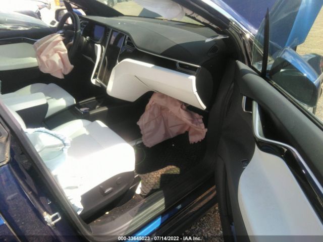 Photo 4 VIN: 5YJXCBE25JF089546 - TESLA MODEL X 