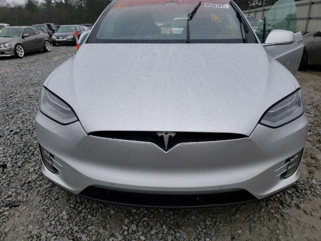 Photo 6 VIN: 5YJXCBE25JF103378 - TESLA MODEL X 