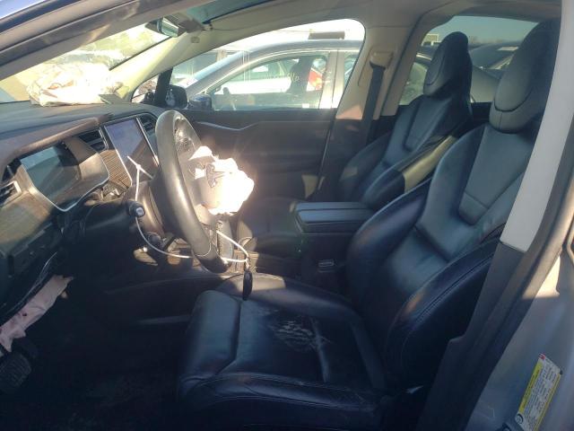 Photo 6 VIN: 5YJXCBE26GF004979 - TESLA MODEL X 