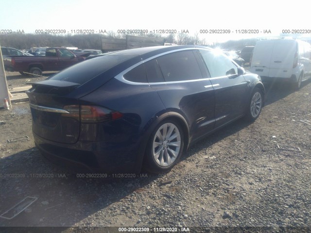 Photo 3 VIN: 5YJXCBE26HF043735 - TESLA MODEL X 