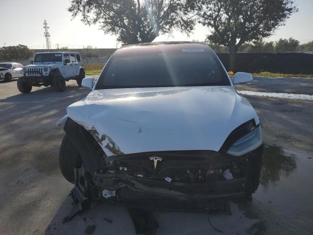 Photo 4 VIN: 5YJXCBE26HF053665 - TESLA MODEL X 