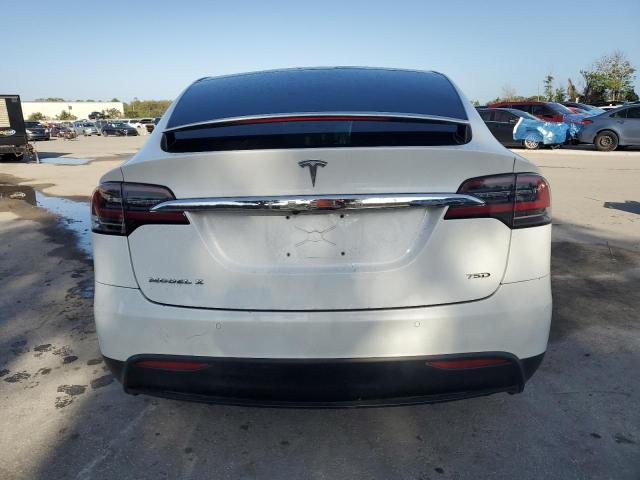 Photo 5 VIN: 5YJXCBE26HF053665 - TESLA MODEL X 