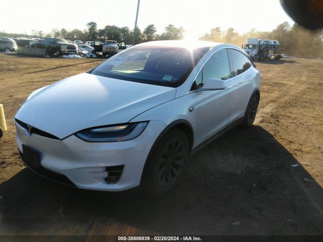 Photo 1 VIN: 5YJXCBE26HF060650 - TESLA MODEL X 