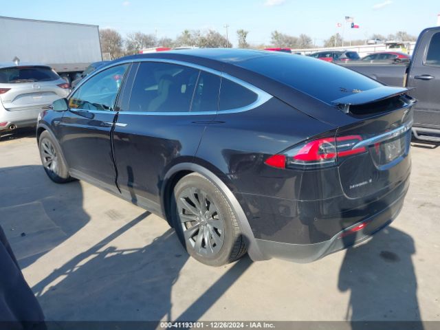 Photo 2 VIN: 5YJXCBE26HF069008 - TESLA MODEL X 