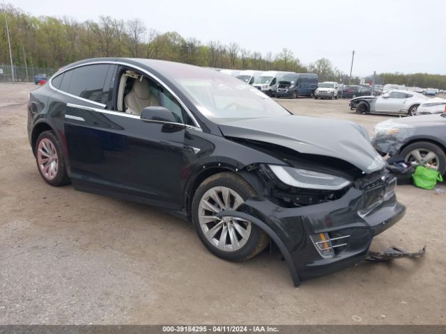 Photo 0 VIN: 5YJXCBE26JF105107 - TESLA MODEL X 