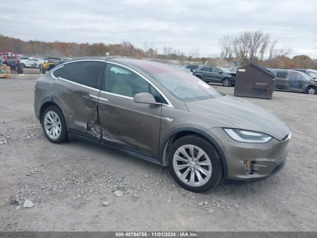 Photo 5 VIN: 5YJXCBE27GF011908 - TESLA MODEL X 