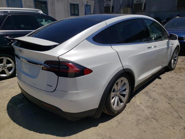 Photo 3 VIN: 5YJXCBE27GF021127 - TESLA MODEL X 