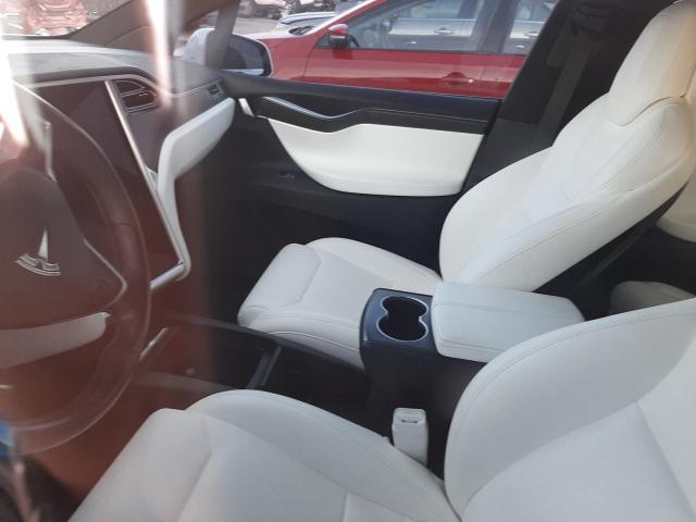 Photo 7 VIN: 5YJXCBE27HF043873 - TESLA MODEL X 