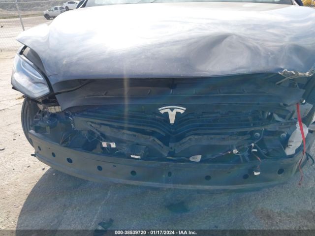 Photo 9 VIN: 5YJXCBE27HF050421 - TESLA MODEL X 