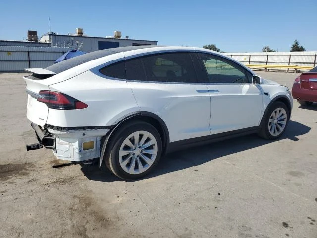 Photo 2 VIN: 5YJXCBE27HF079062 - TESLA MODEL X 