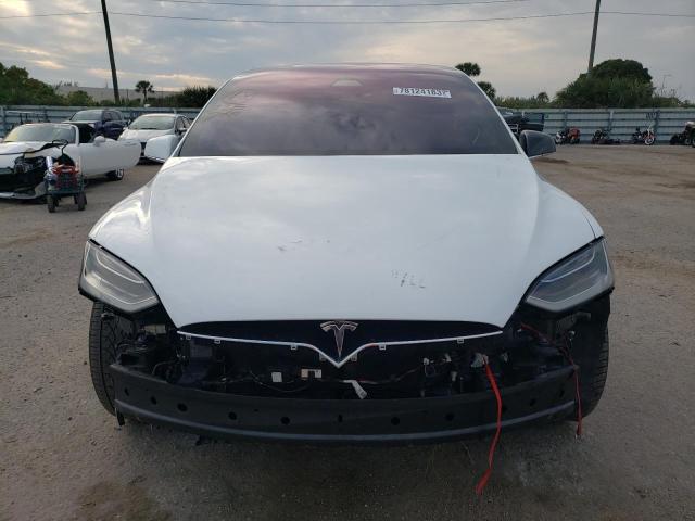 Photo 4 VIN: 5YJXCBE27JF114169 - TESLA MODEL X 