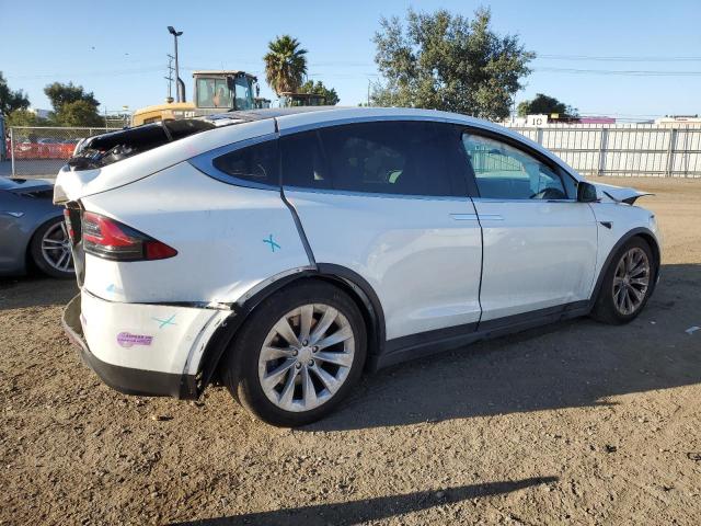 Photo 2 VIN: 5YJXCBE27JF115340 - TESLA MODEL X 