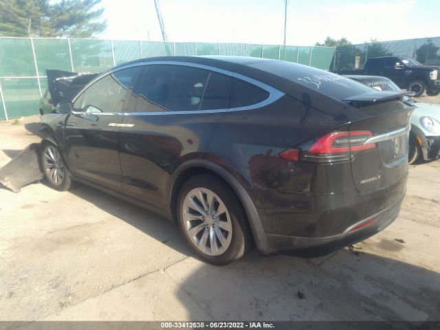 Photo 2 VIN: 5YJXCBE27JF118187 - TESLA MODEL X 