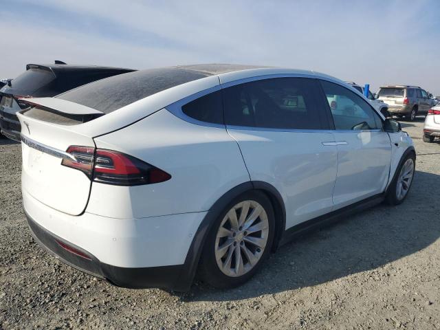 Photo 2 VIN: 5YJXCBE28GF009052 - TESLA MODEL X 