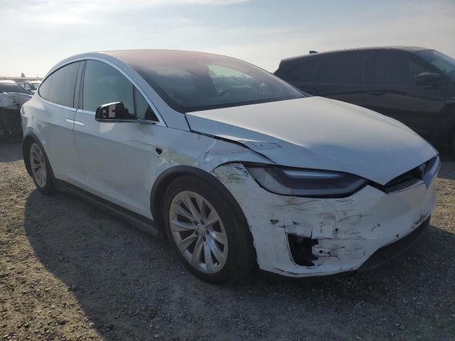 Photo 3 VIN: 5YJXCBE28GF009052 - TESLA MODEL X 