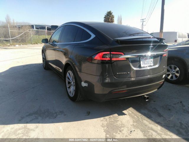 Photo 2 VIN: 5YJXCBE28GF018107 - TESLA MODEL X 