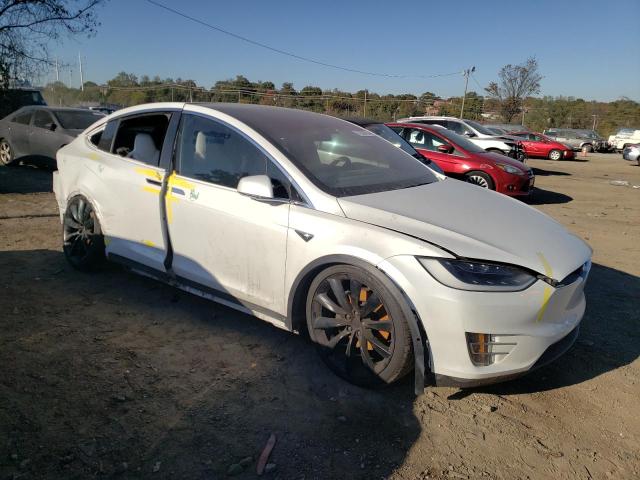 Photo 3 VIN: 5YJXCBE28GF030919 - TESLA MODEL X 