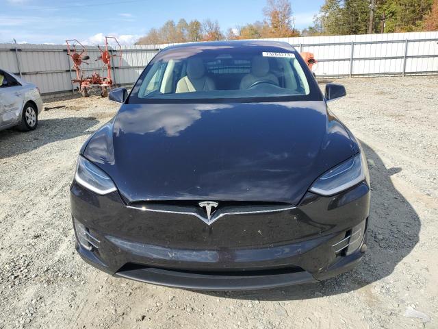 Photo 4 VIN: 5YJXCBE28HF042831 - TESLA MODEL X 