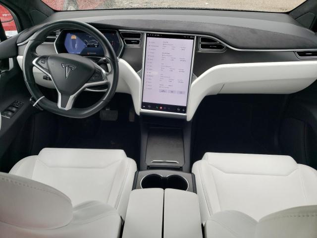 Photo 7 VIN: 5YJXCBE28HF050086 - TESLA MODEL X 