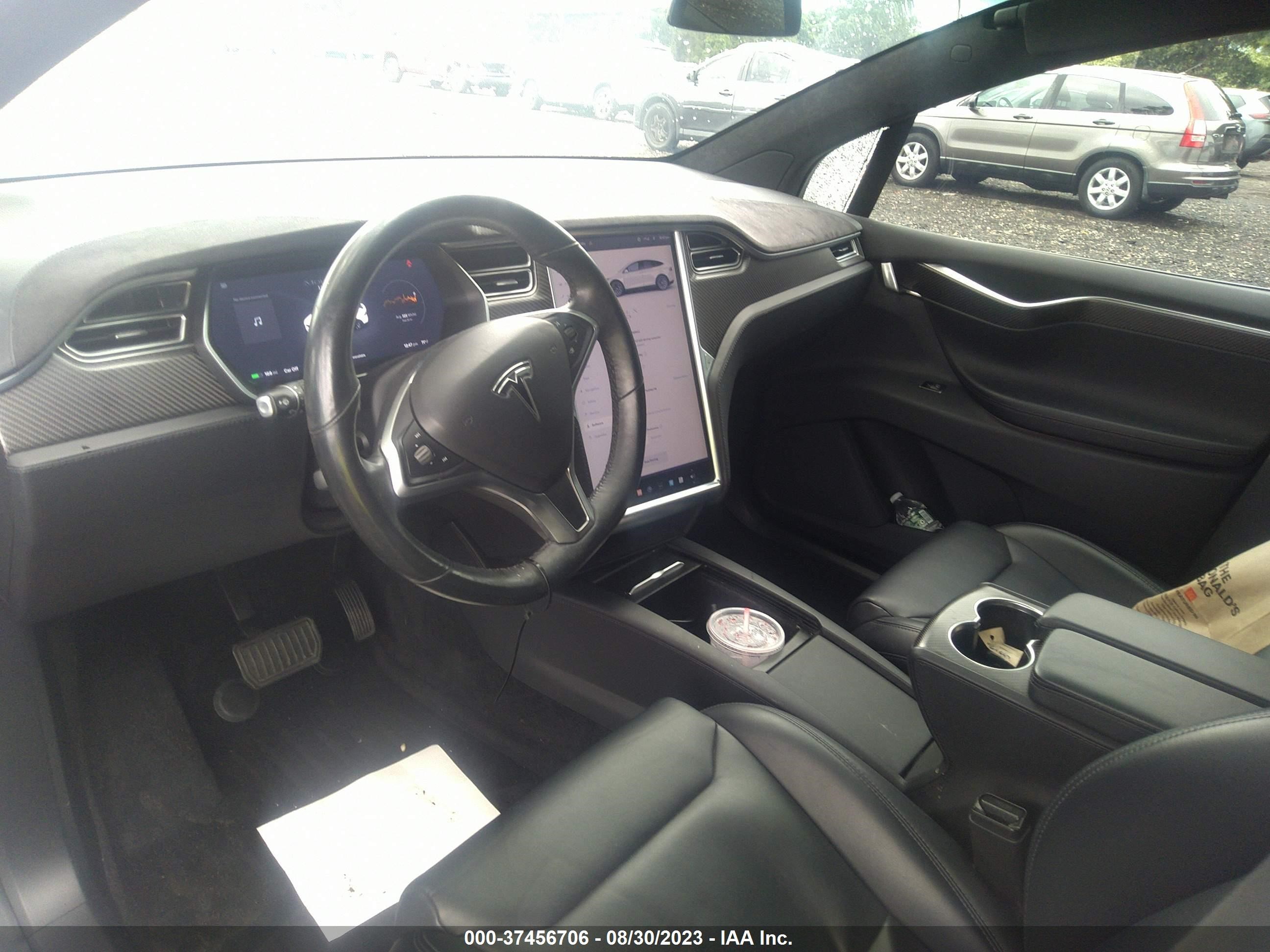 Photo 4 VIN: 5YJXCBE28HF066644 - TESLA MODEL X 