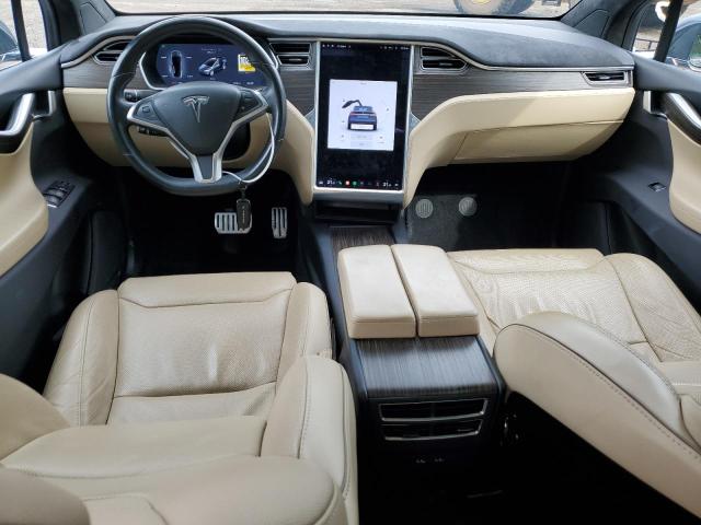 Photo 7 VIN: 5YJXCBE29GF029407 - TESLA MODEL X 