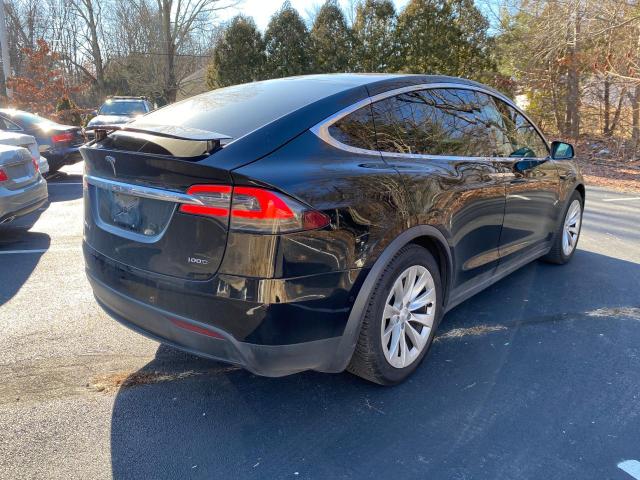 Photo 3 VIN: 5YJXCBE29HF043891 - TESLA MODEL X 