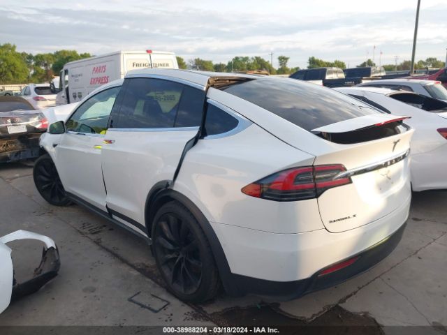 Photo 2 VIN: 5YJXCBE29JF104419 - TESLA MODEL X 