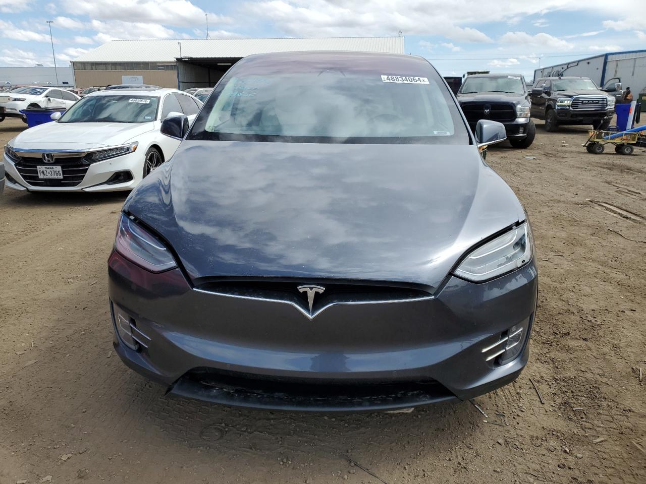 Photo 4 VIN: 5YJXCBE29JF121656 - TESLA MODEL X 