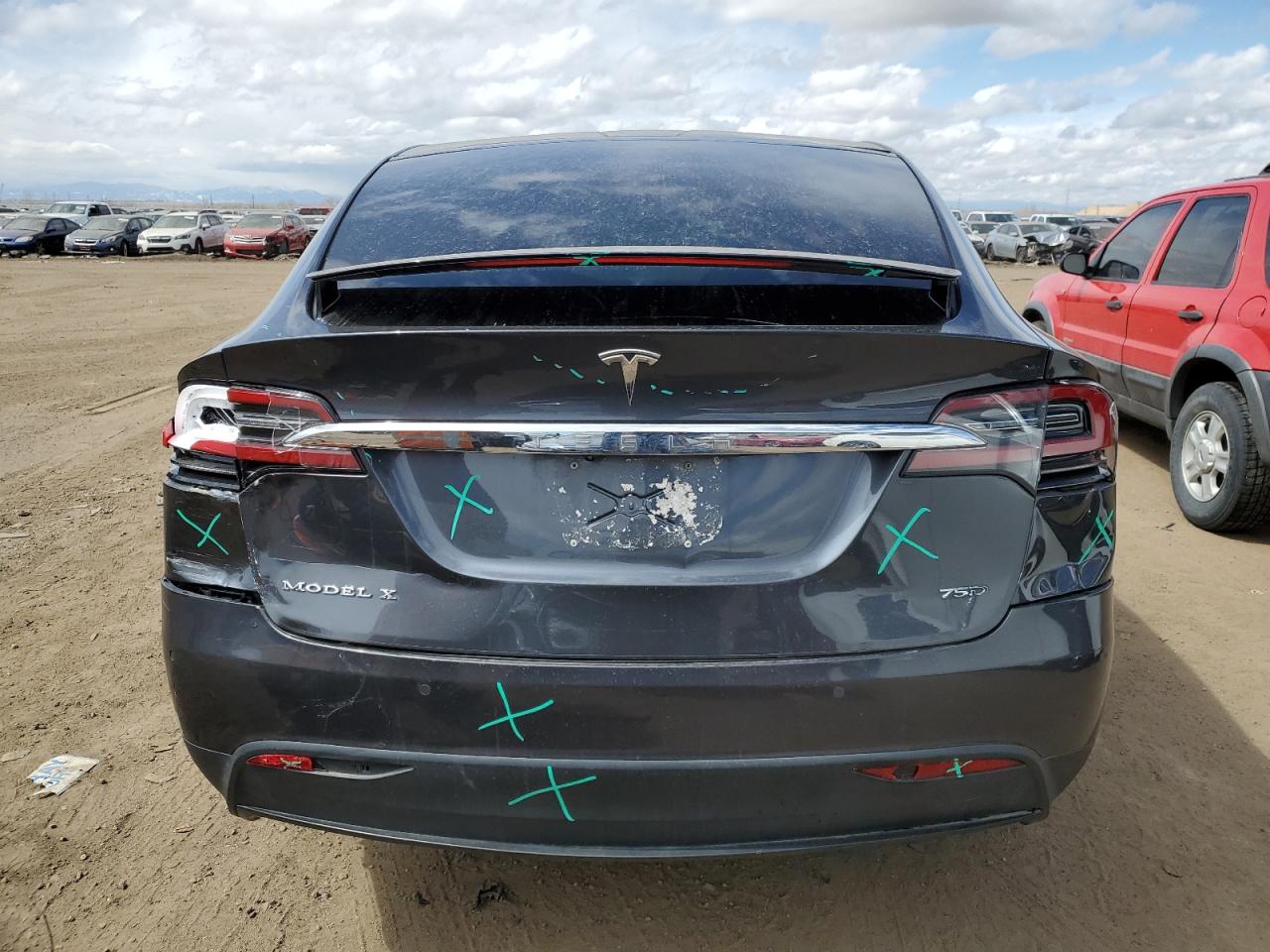 Photo 5 VIN: 5YJXCBE29JF121656 - TESLA MODEL X 