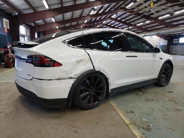 Photo 2 VIN: 5YJXCBE2XHF042491 - TESLA MODEL X 