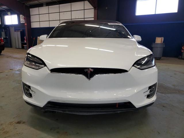 Photo 4 VIN: 5YJXCBE2XHF042491 - TESLA MODEL X 