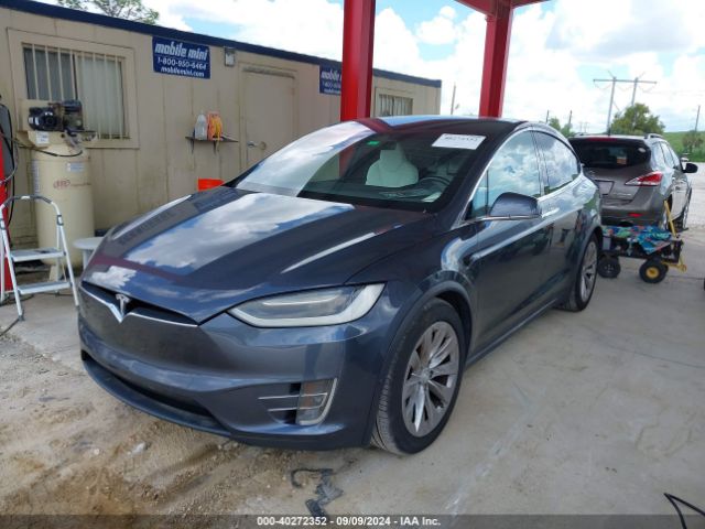 Photo 1 VIN: 5YJXCBE2XHF043771 - TESLA MODEL X 