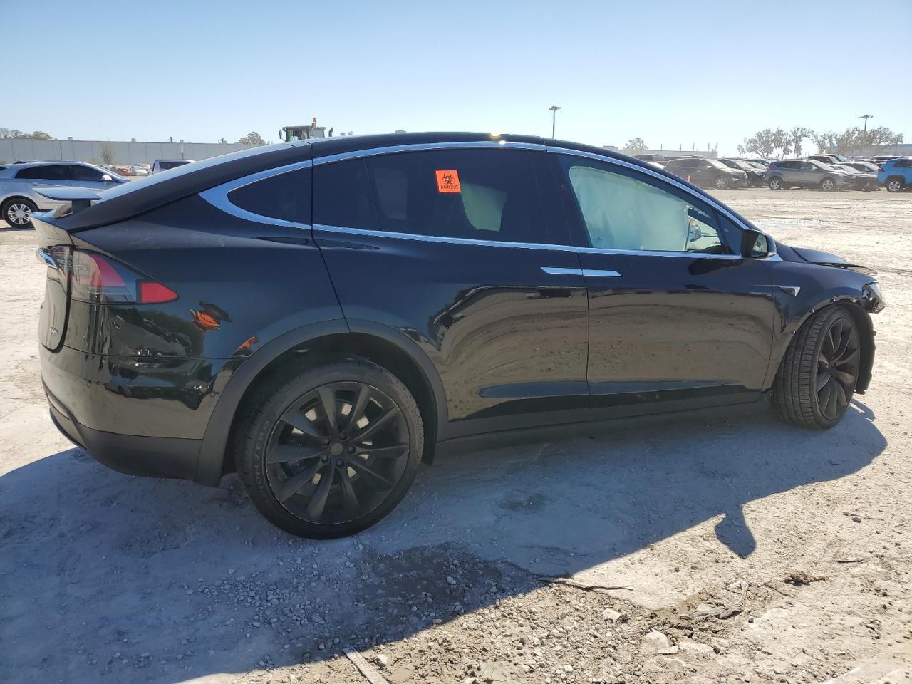 Photo 2 VIN: 5YJXCBE2XHF066497 - TESLA MODEL X 