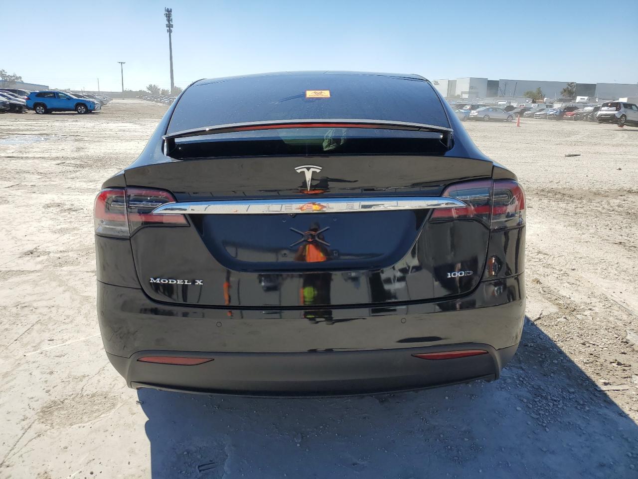 Photo 5 VIN: 5YJXCBE2XHF066497 - TESLA MODEL X 