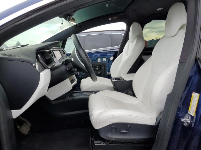 Photo 6 VIN: 5YJXCBE2XHF068086 - TESLA MODEL X 