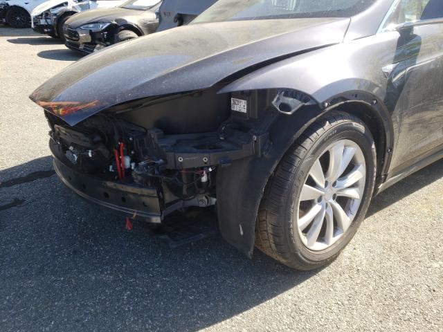 Photo 9 VIN: 5YJXCBE2XJF089266 - TESLA MODEL X 