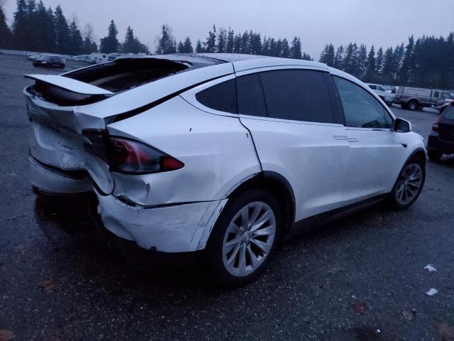 Photo 2 VIN: 5YJXCBE2XJF102579 - TESLA MODEL X 