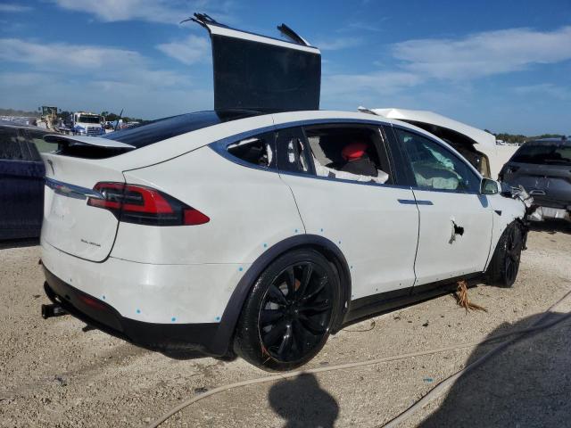 Photo 2 VIN: 5YJXCBE2XLF226046 - TESLA MODEL X 