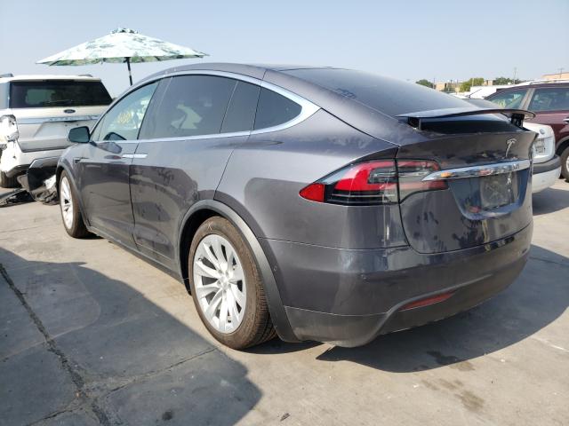 Photo 2 VIN: 5YJXCBE2XMF323605 - TESLA MODEL X 