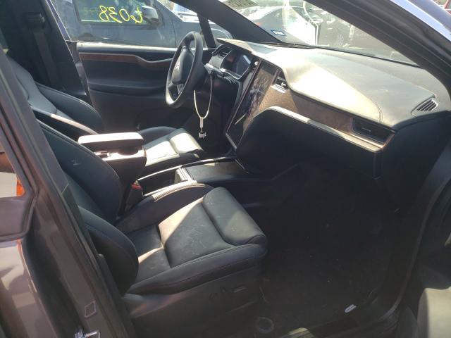 Photo 4 VIN: 5YJXCBE2XMF323605 - TESLA MODEL X 