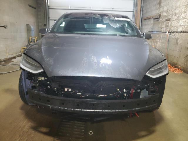 Photo 4 VIN: 5YJXCBE40GF003599 - TESLA MODEL X 